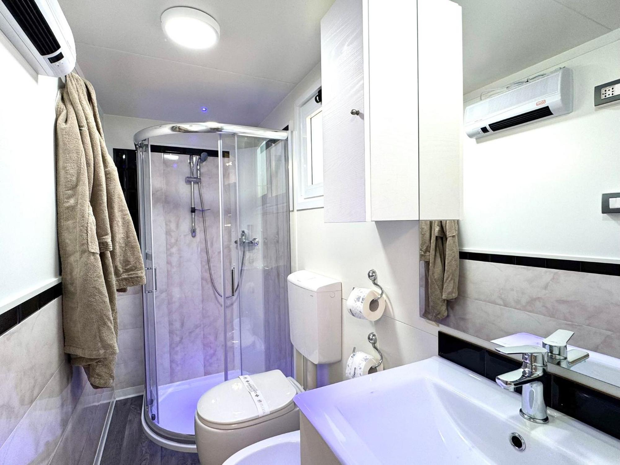 Luxury Caravan At Union Lido Cavallino-Treporti Eksteriør bilde
