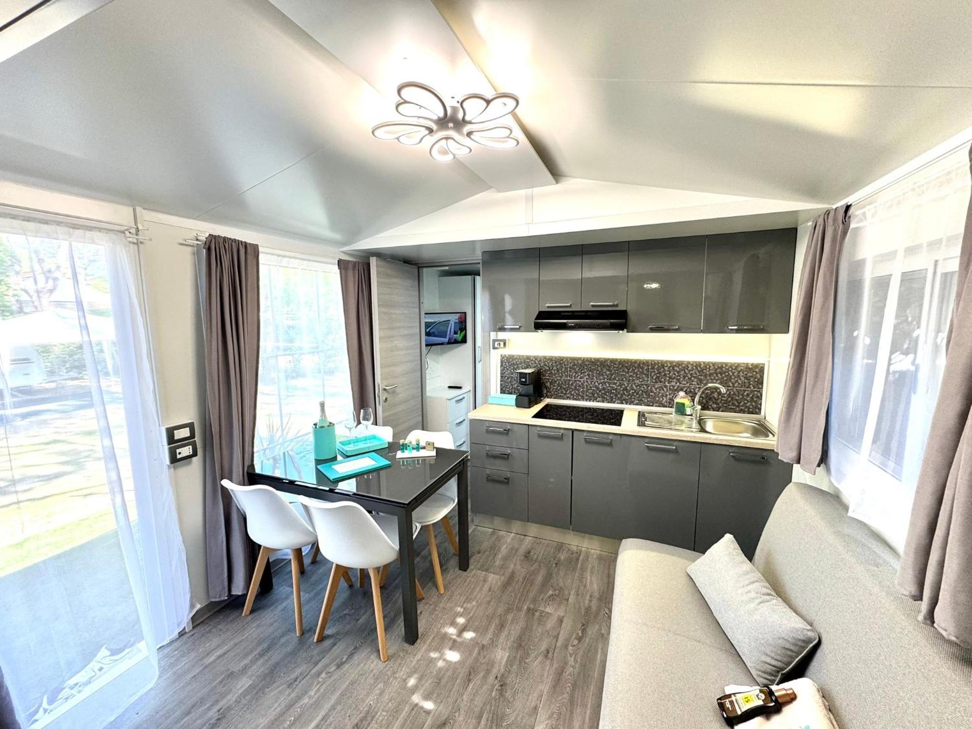 Luxury Caravan At Union Lido Cavallino-Treporti Eksteriør bilde